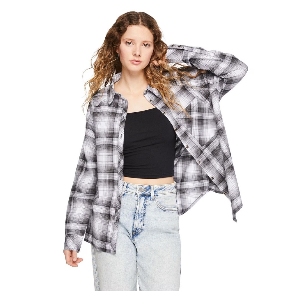 White & Gray Plaid Casual sweater